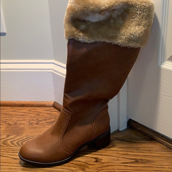 NWOT Softspots boots - Picture 2 of 2